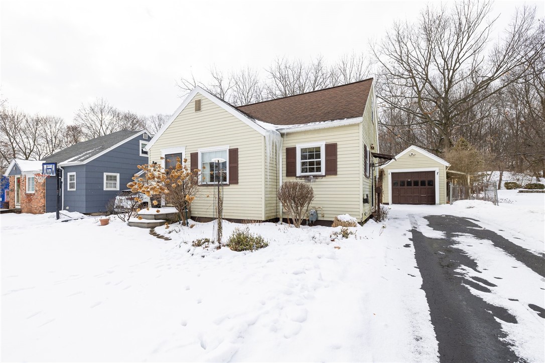 85 Meadowbrook Road