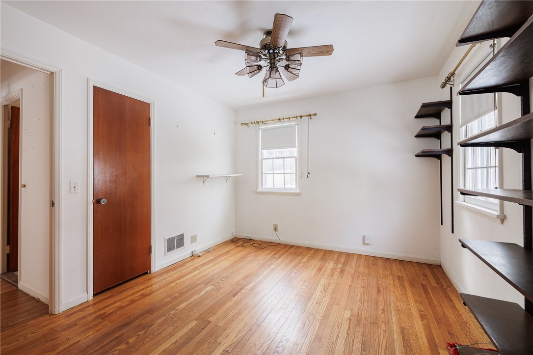 85 Meadowbrook Road