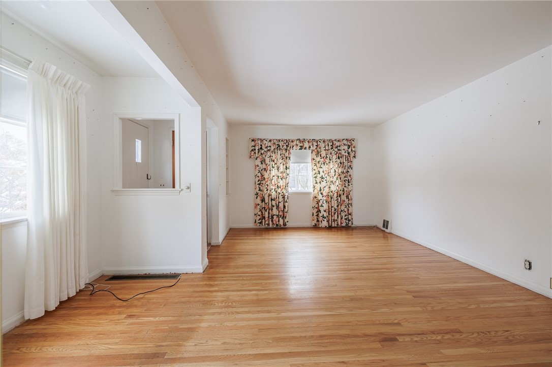 85 Meadowbrook Road