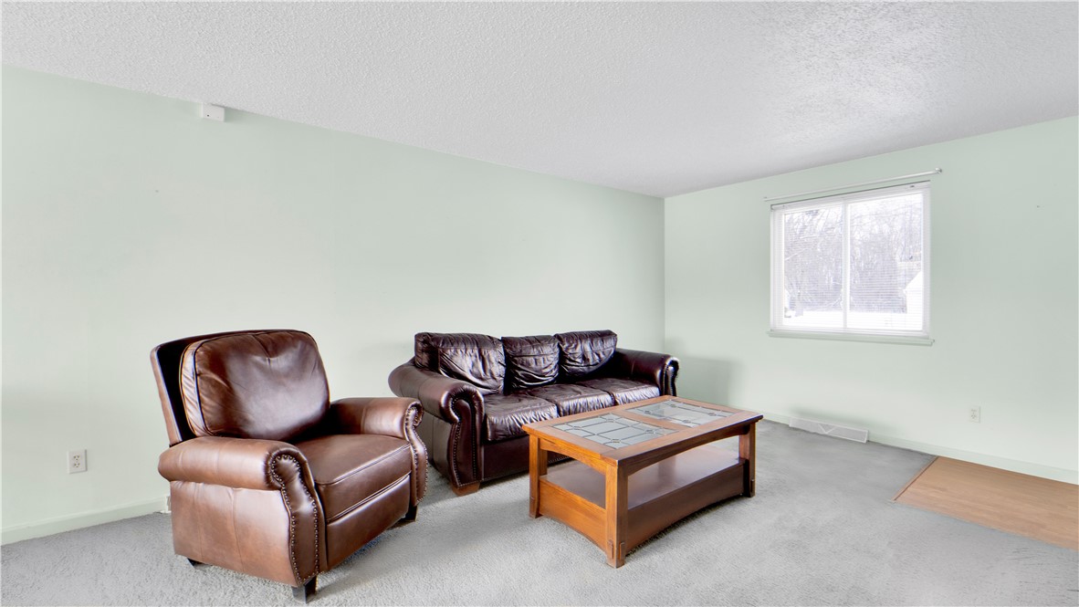 384 Fox Run