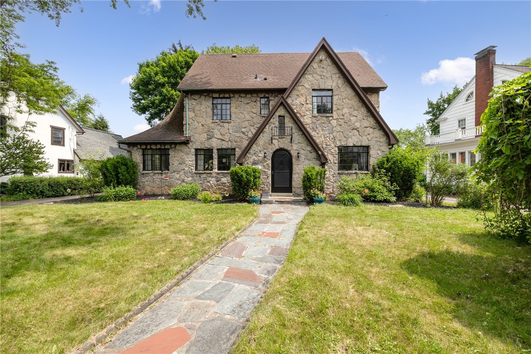 22 Rhinecliff Drive