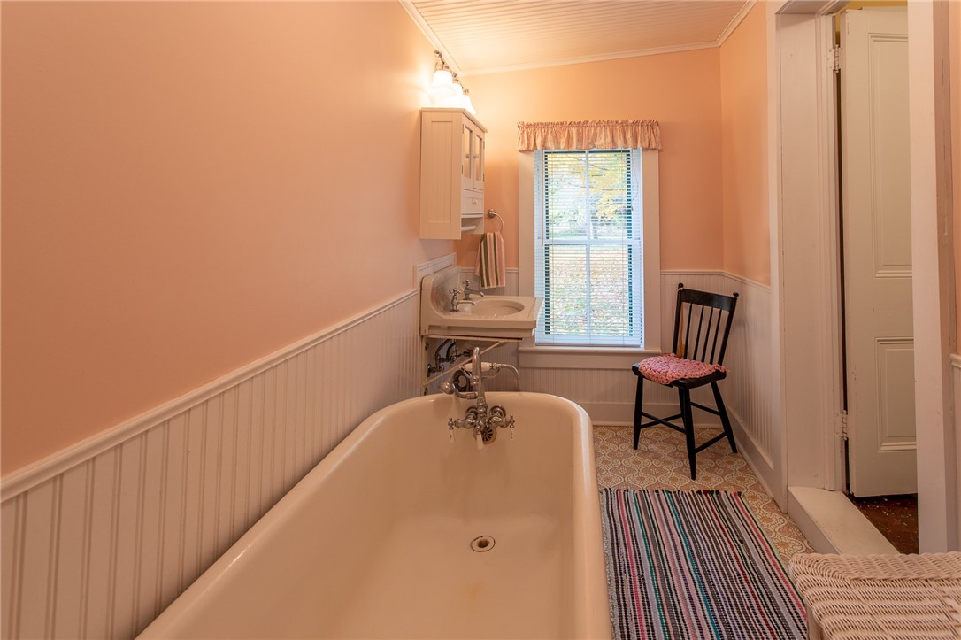 10372 Riverlawn Road