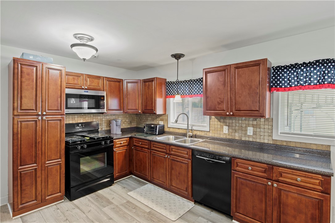 111 Crimson Bramble Road