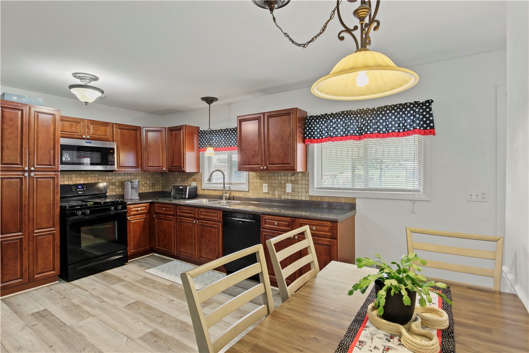 111 Crimson Bramble Road