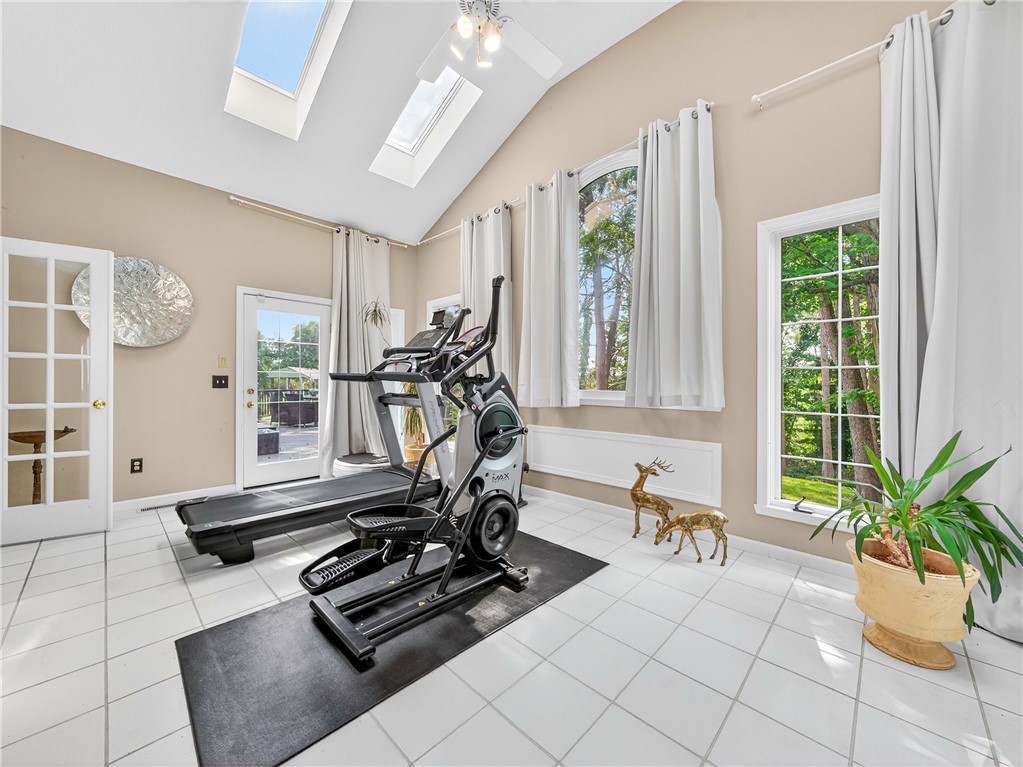 3173 Valley Drive