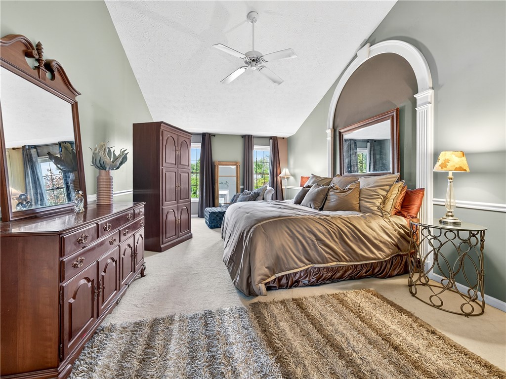 3173 Valley Drive
