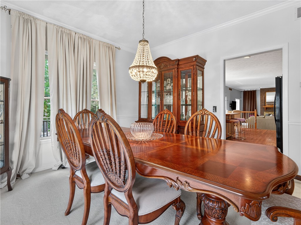 3173 Valley Drive