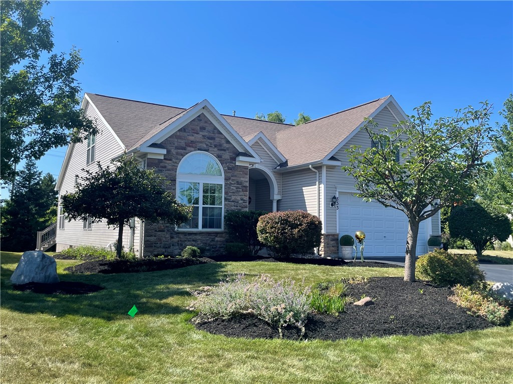 833 Surrey Hill Way