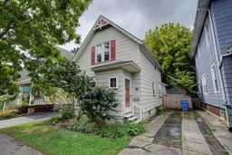 53 Nicholson Street