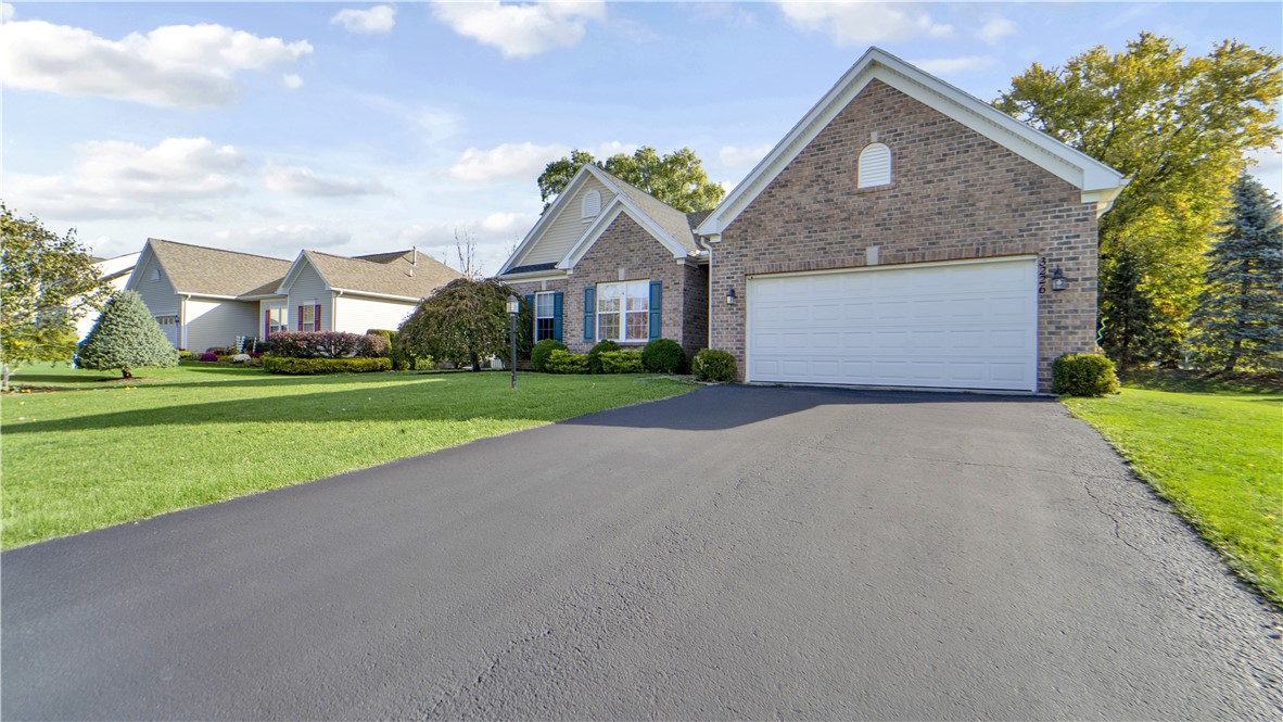 3226 Spragbrook Circle