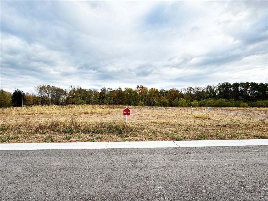 Lot 10 Maries Way