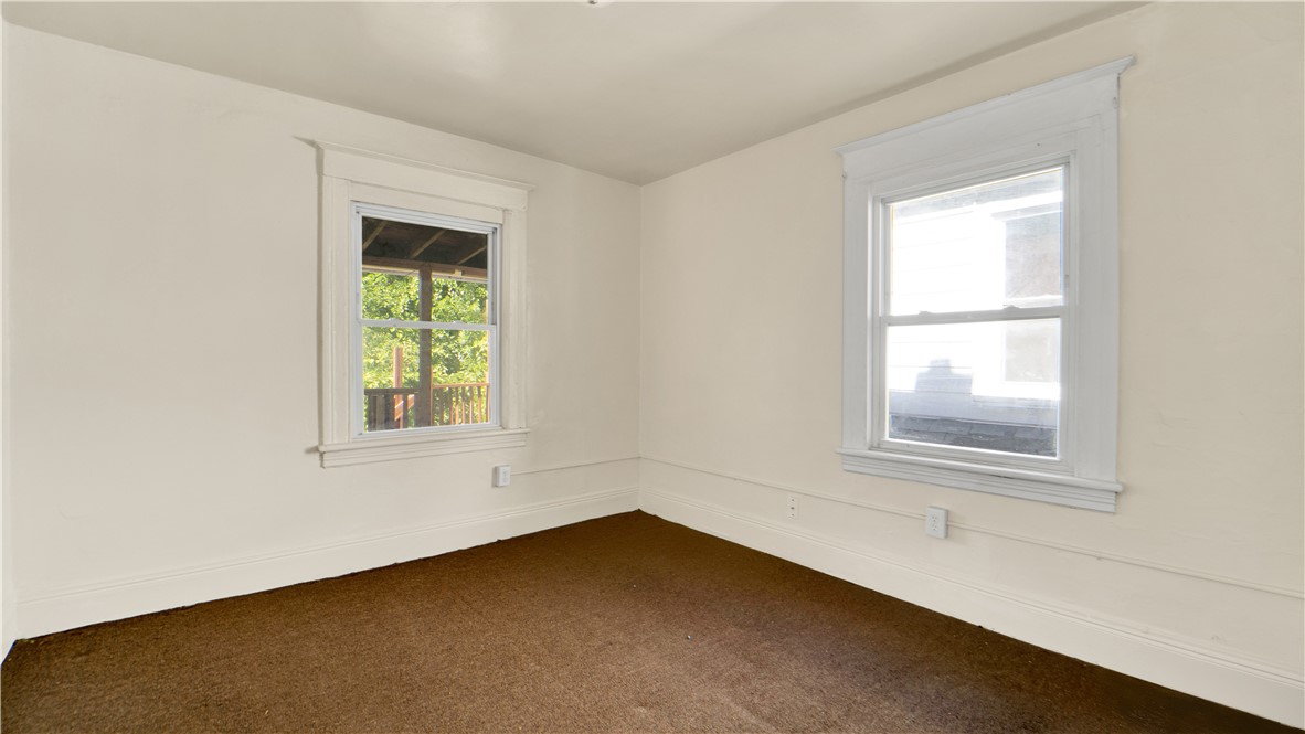 71 Crombie Street