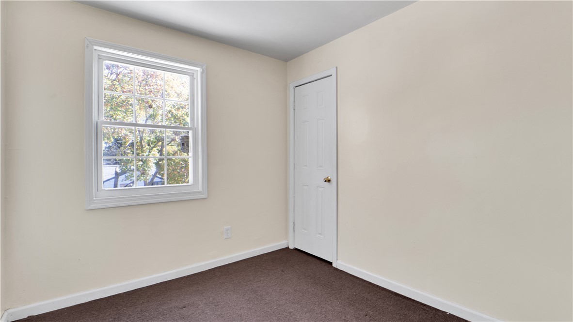 71 Crombie Street