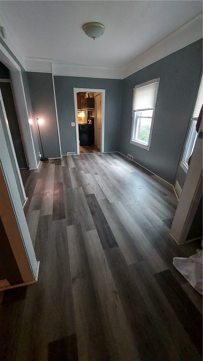 85 Eiffel Place