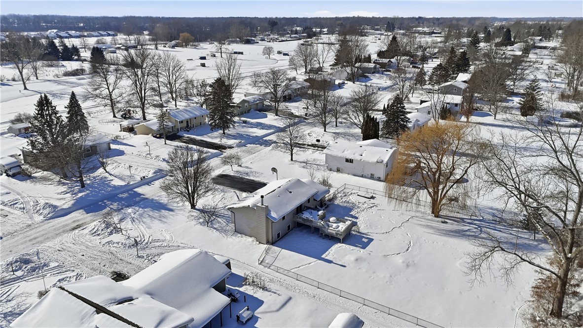 1744 Apple Hollow Lane