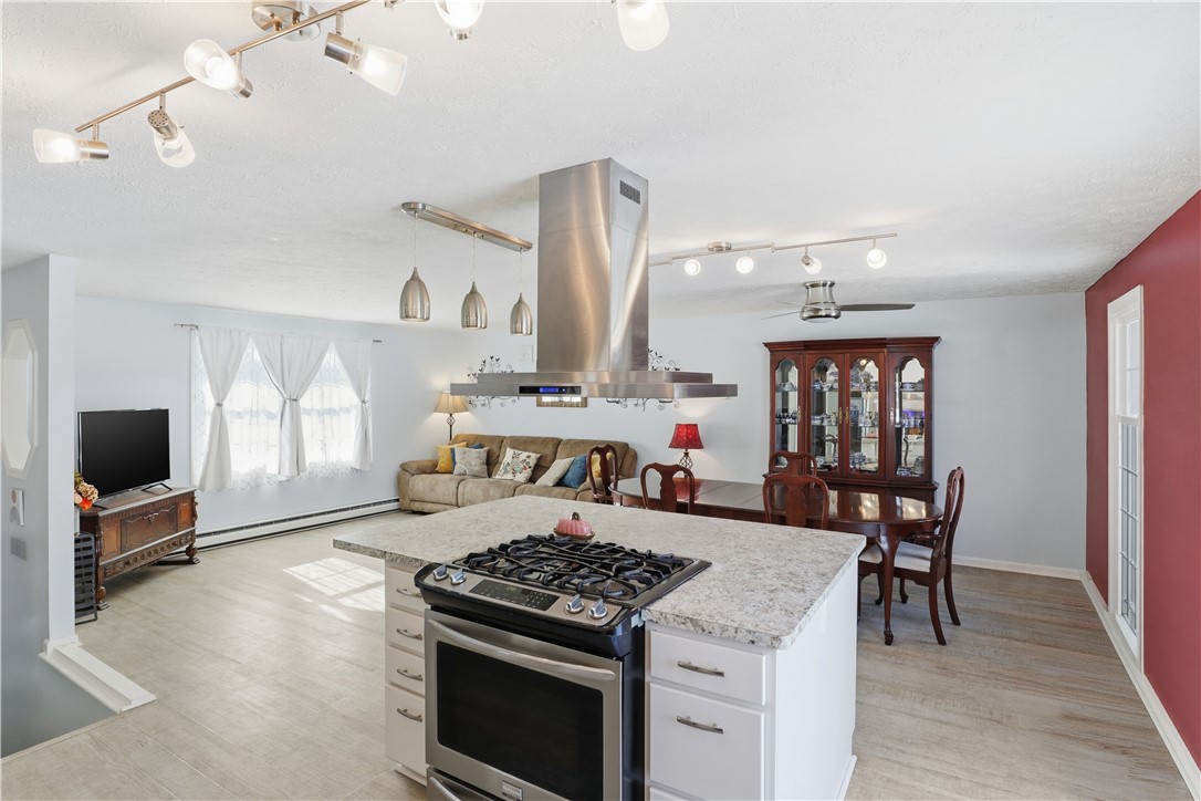 1744 Apple Hollow Lane