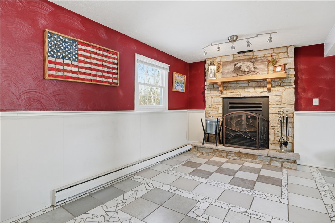 1744 Apple Hollow Lane