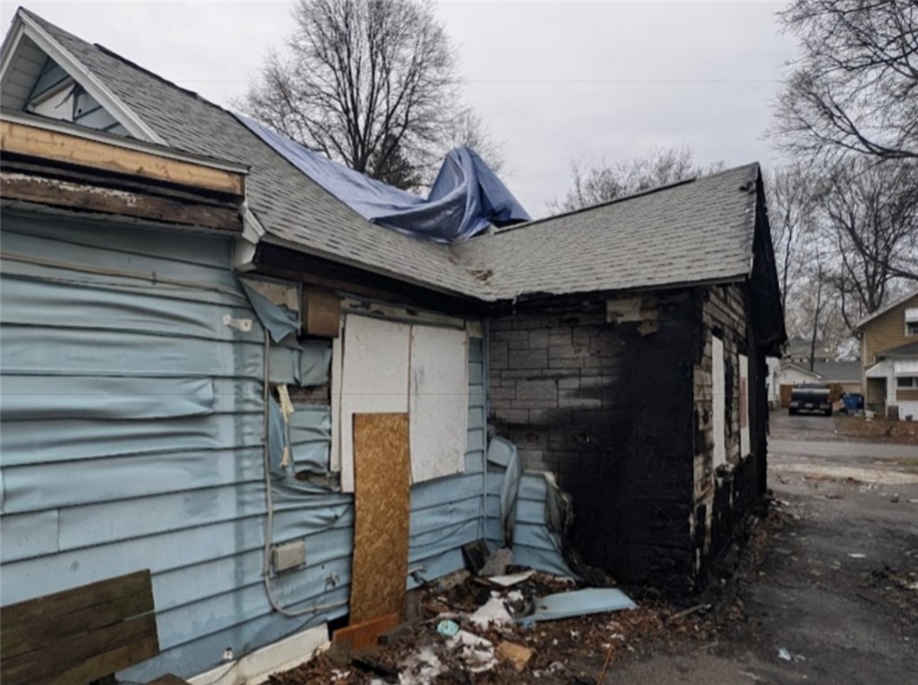393 Cottage Street