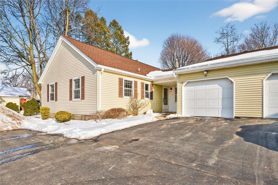 15 Braintree Crescent