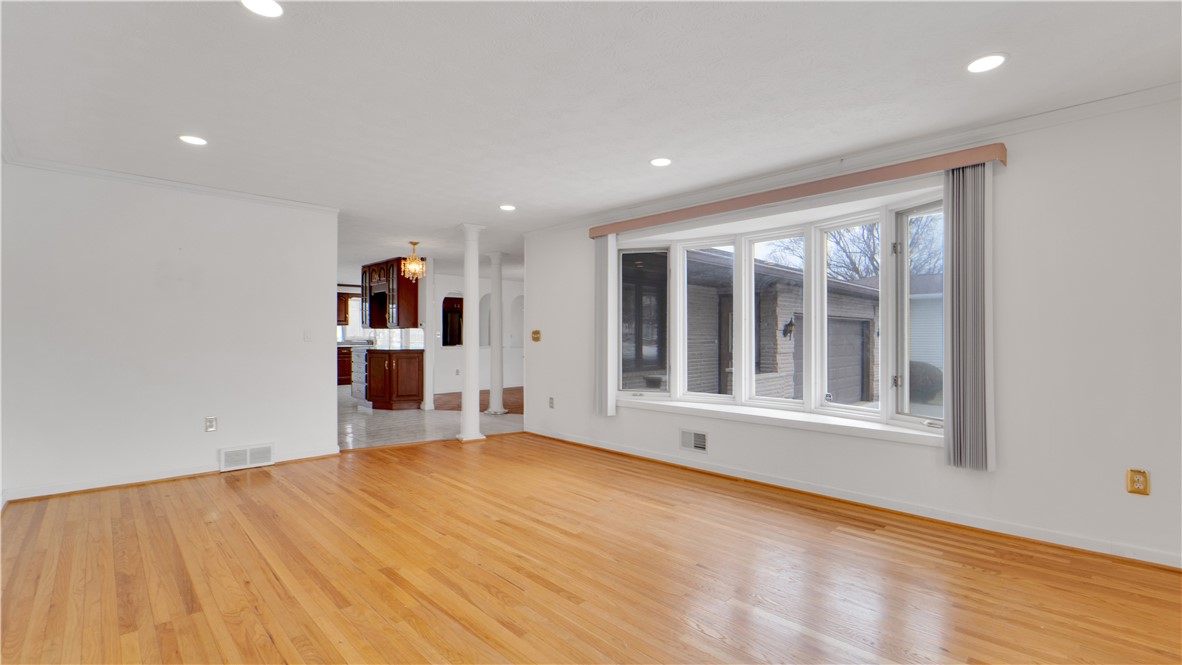 122 Pine Valley Drive