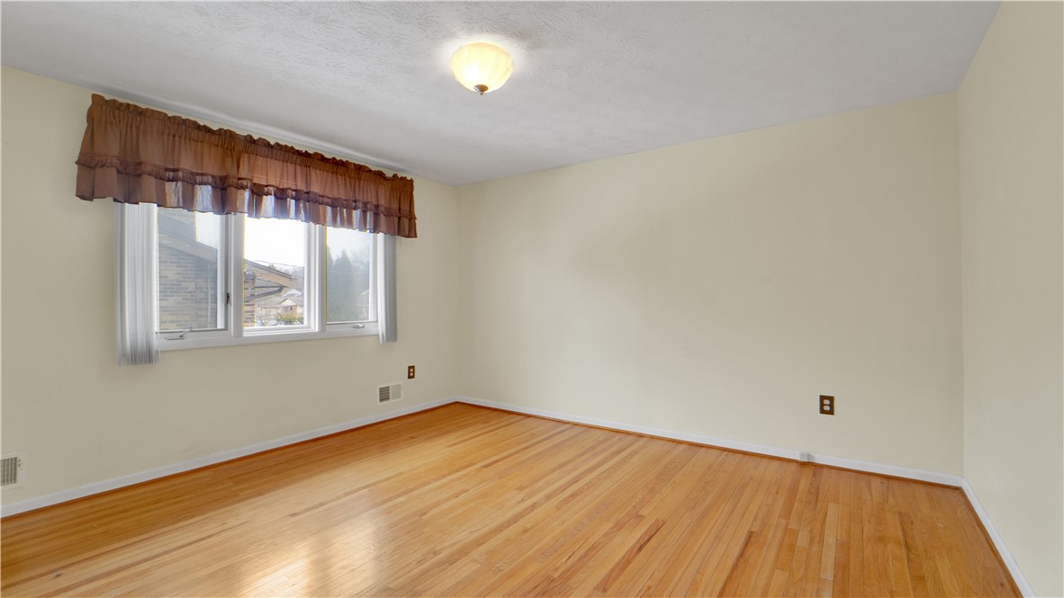 122 Pine Valley Drive