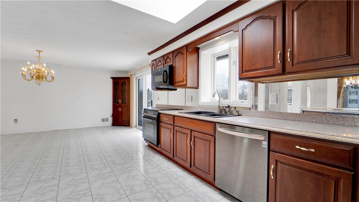 122 Pine Valley Drive