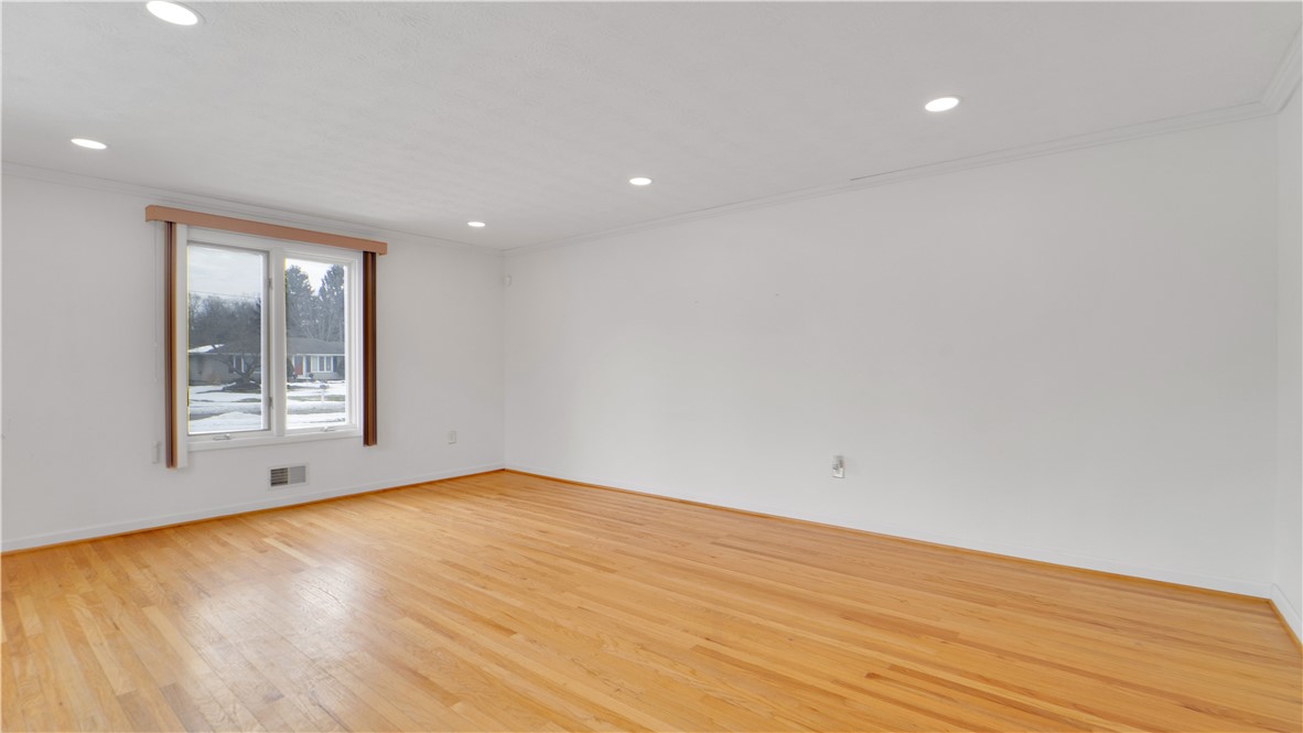 122 Pine Valley Drive