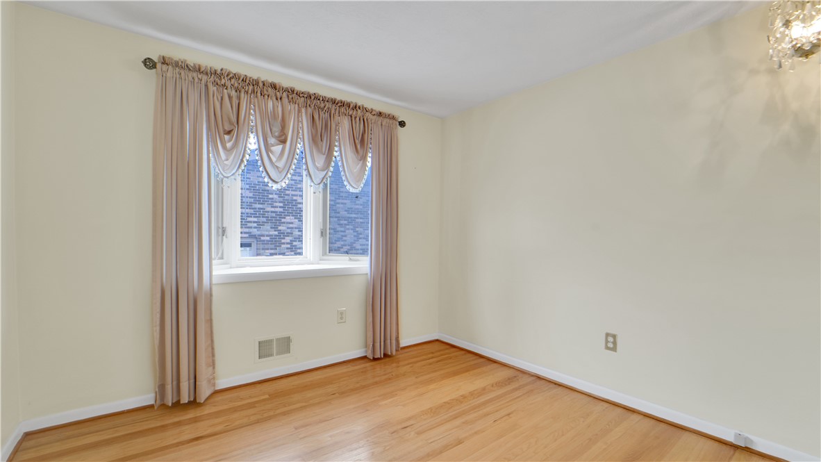 122 Pine Valley Drive