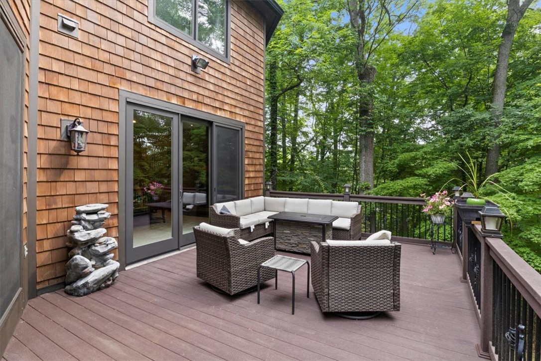 42 Lake Lacoma Drive