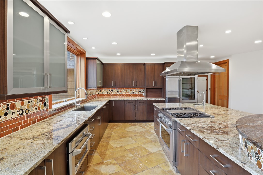 42 Lake Lacoma Drive