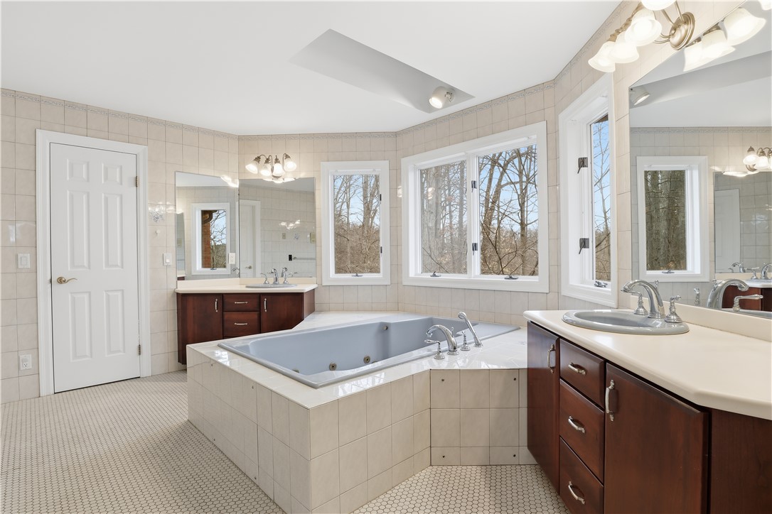 42 Lake Lacoma Drive