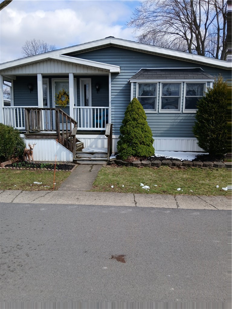 195 Tupper Way 195