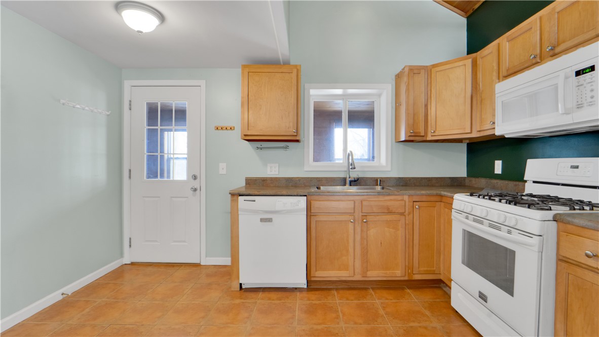 19 Rush West Rush Road