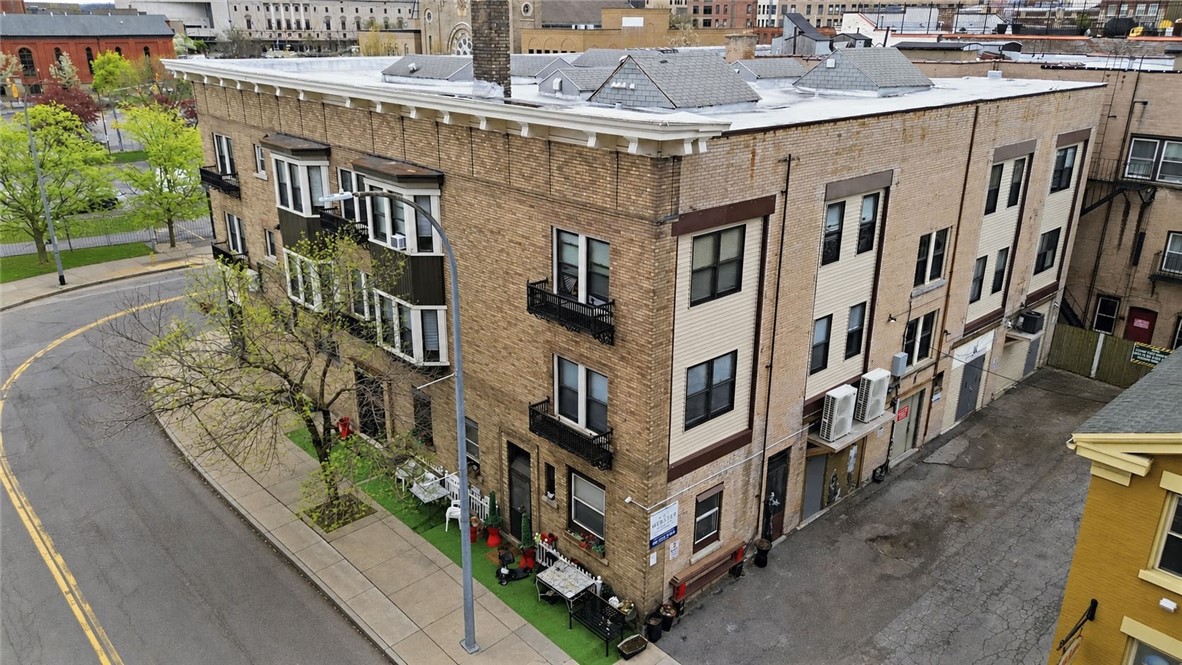 127 Liberty Pole