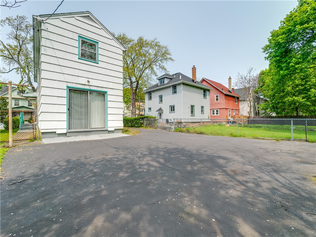 184 Winterroth Street