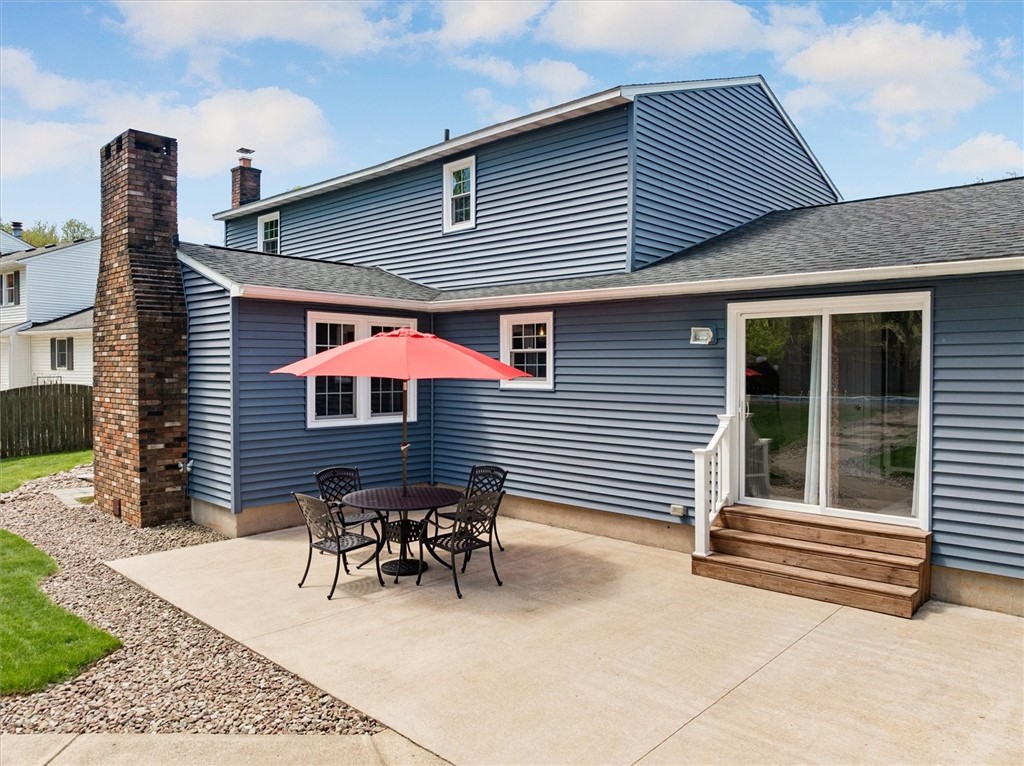 7984 Nutmeg Lane