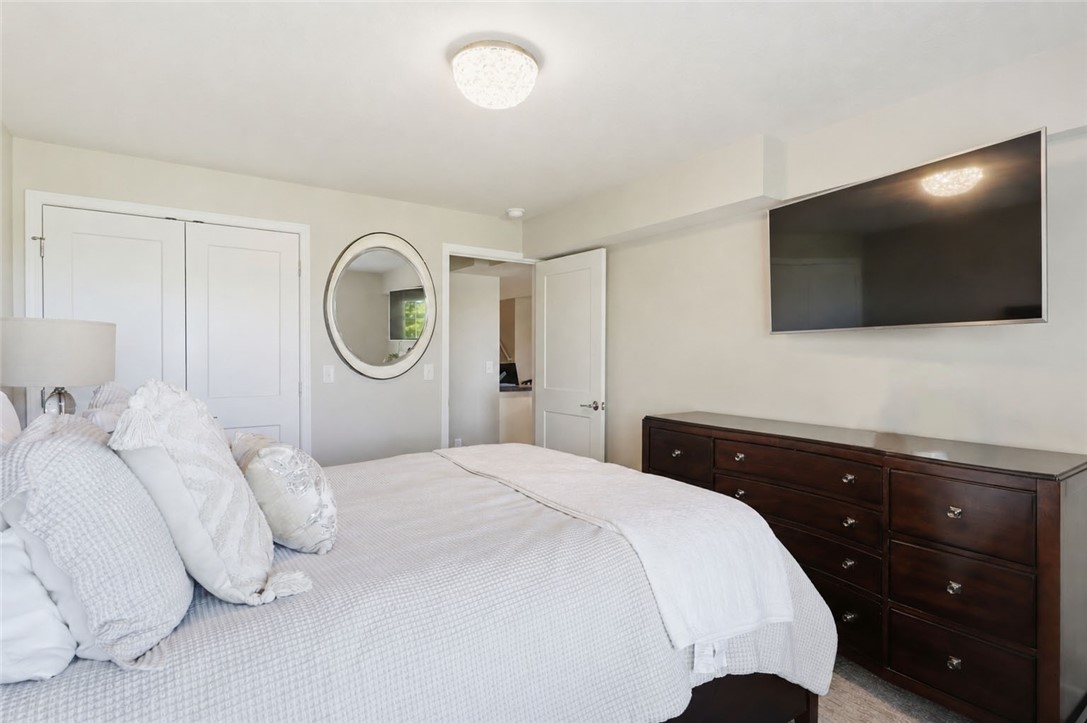 1077 Chapelhill Drive