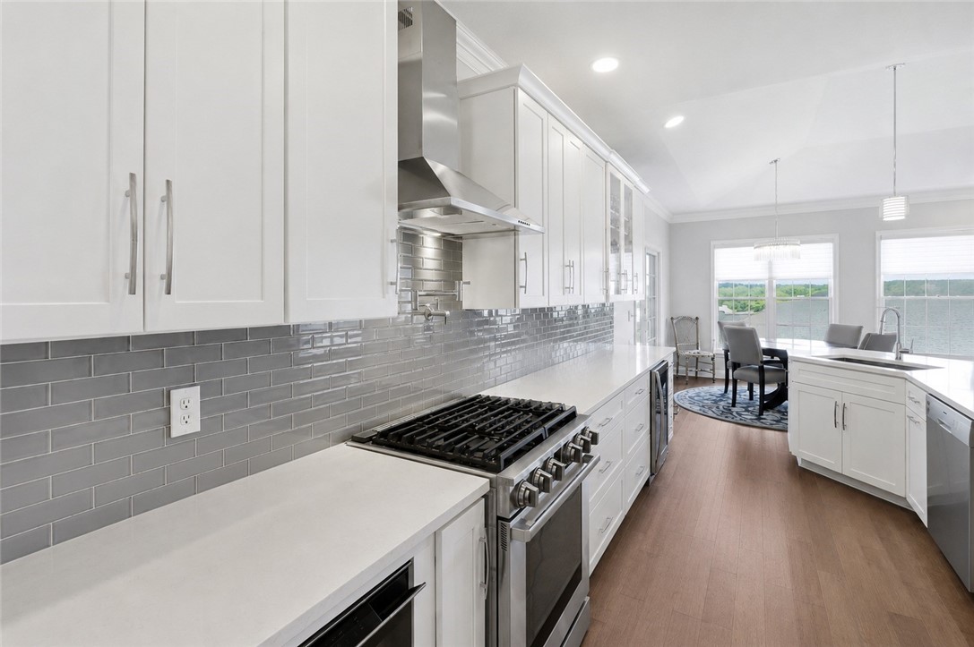 1077 Chapelhill Drive