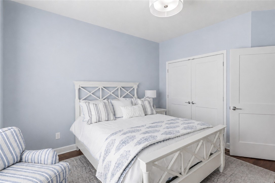 1077 Chapelhill Drive