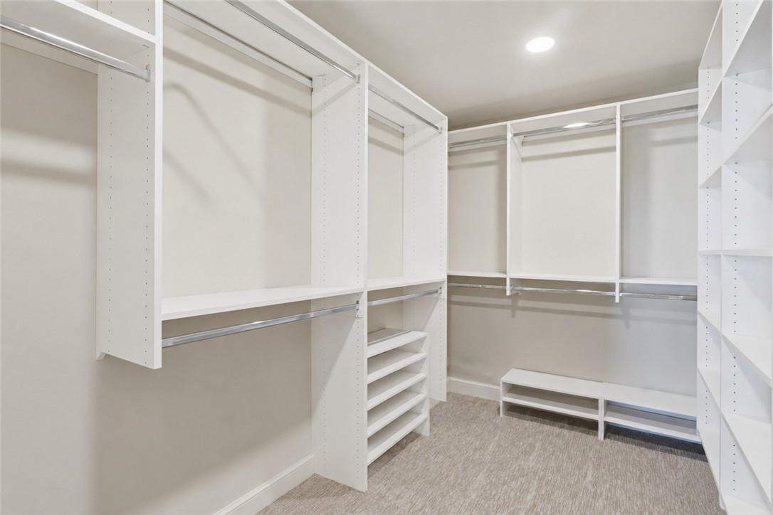 1077 Chapelhill Drive