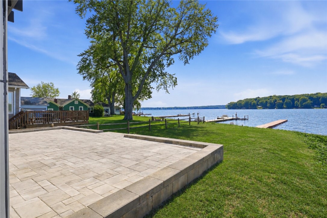 7043 Lake Bluff Road