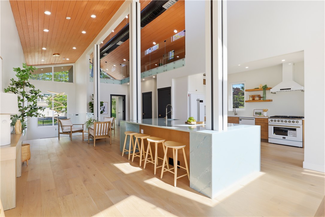 7043 Lake Bluff Road