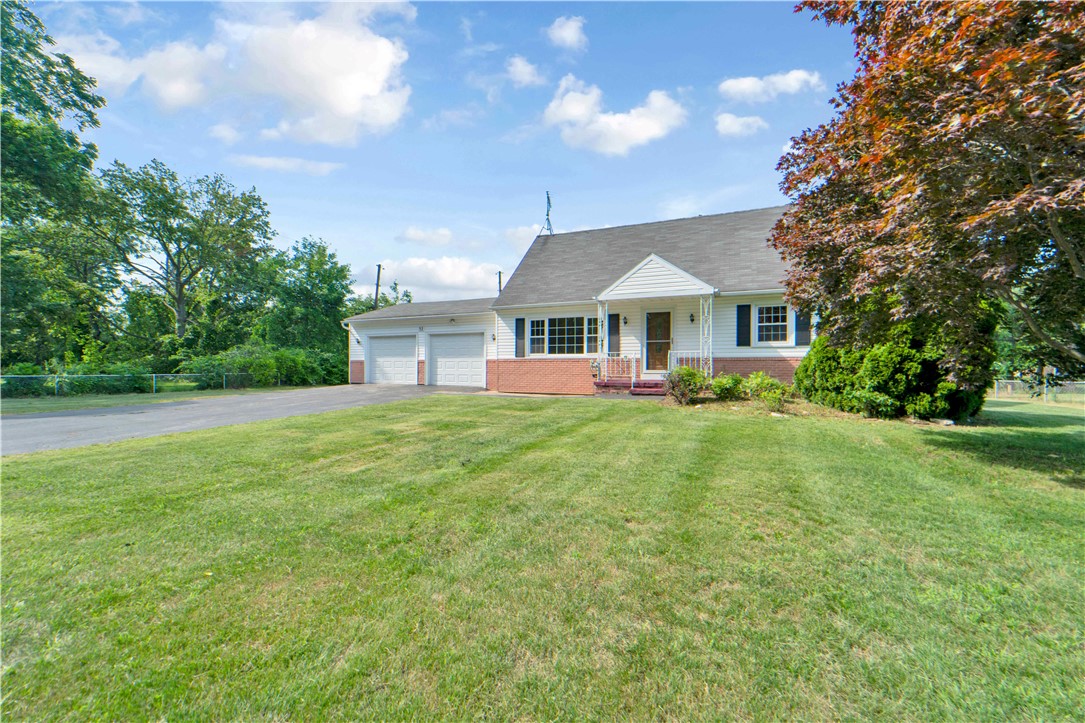 32 Ridgelea Court