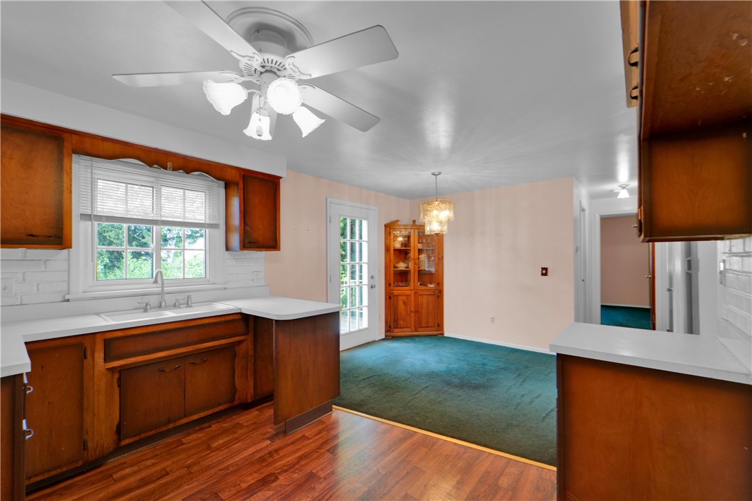 32 Ridgelea Court