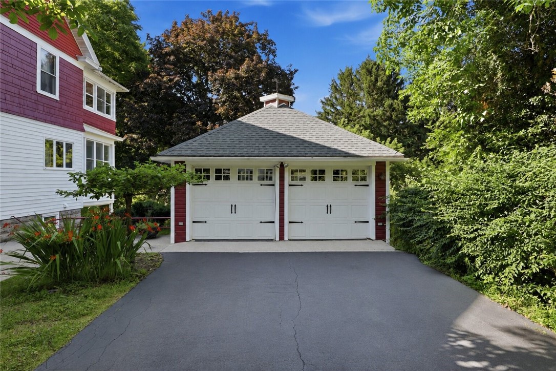 1440 Ridge Road