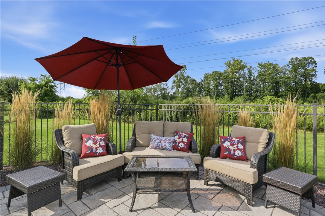 18 King Fisher Drive
