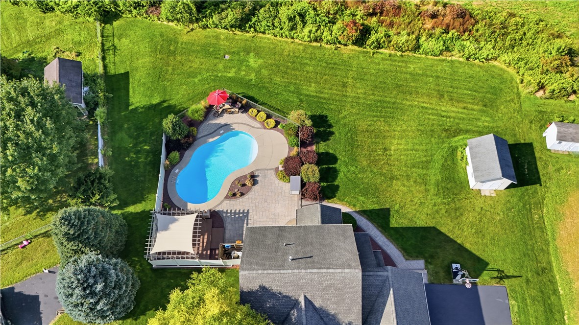 18 King Fisher Drive
