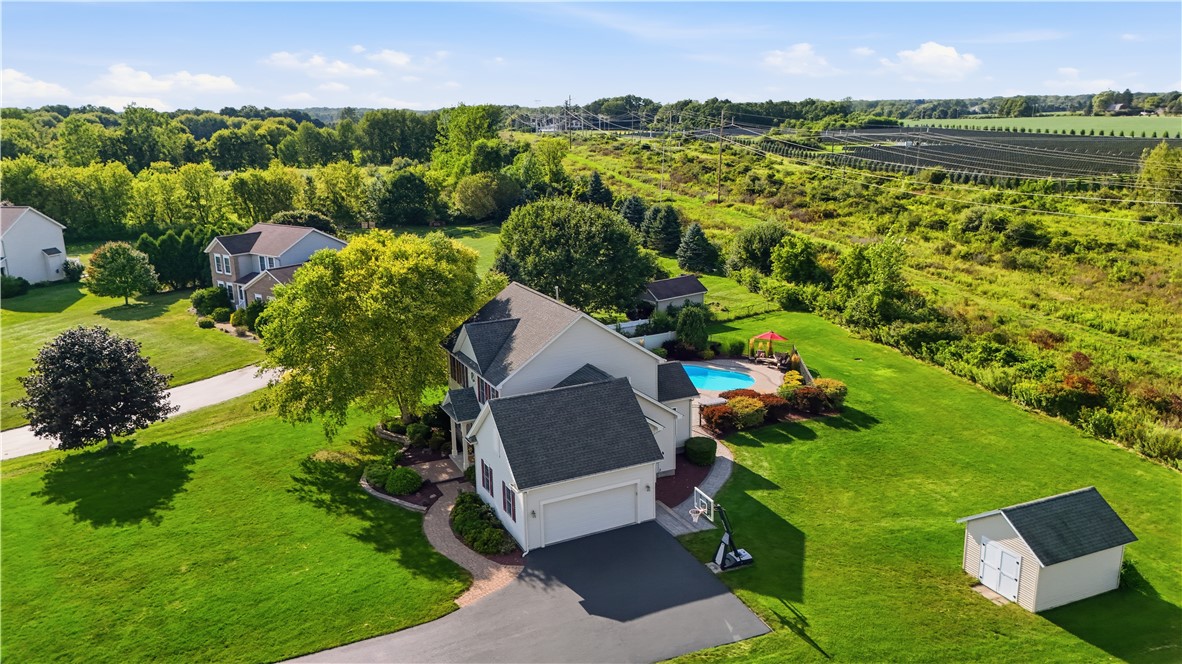 18 King Fisher Drive