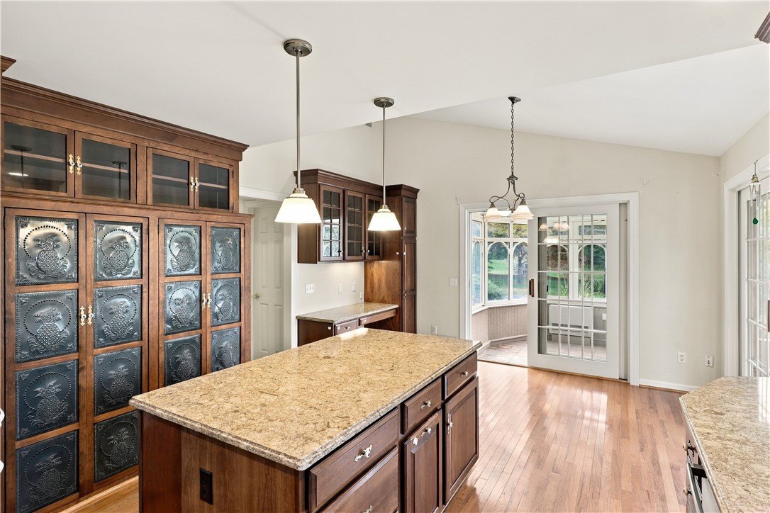 26 Mandalay Ridge