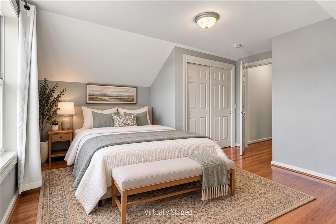 26 Mandalay Ridge